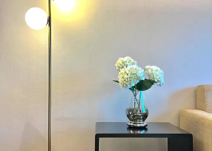 Azure Dreams King Retreat Near Bts & Fast Wifi アパート *